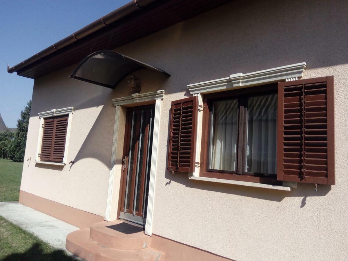 Uettoero Ut 177 B Villa Balatonfenyves Exterior foto
